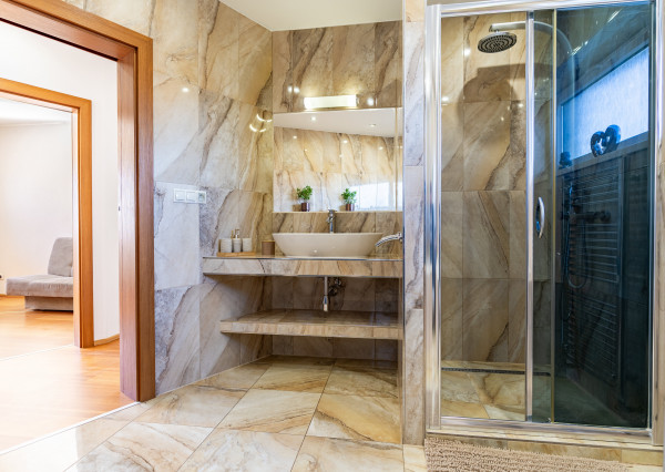 NA PREDAJ štýlový rodinný bungalov v obci Tureň - Senec