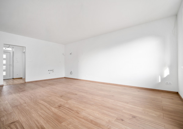 POSLEDNÝ 3 izb. BYT NA PREDAJ, Macov, všetky IS, novostavba