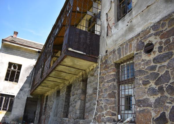 BUDOVA na predaj v meste KROMPACHY