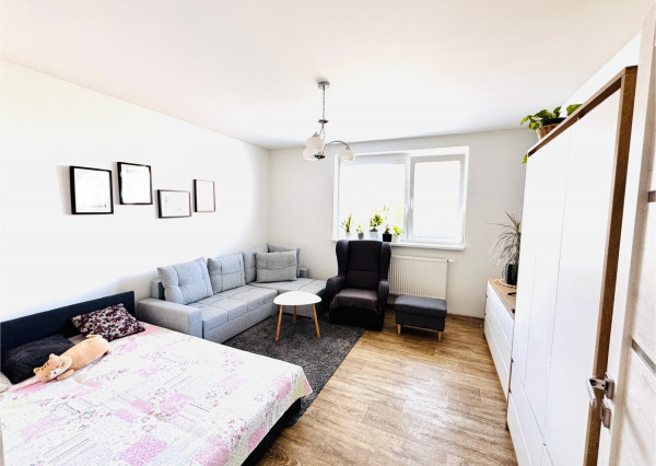 Zrekonštruovaný 3-izbový rodinný dom v Gbeloch – pripravený na nasťahovanie.