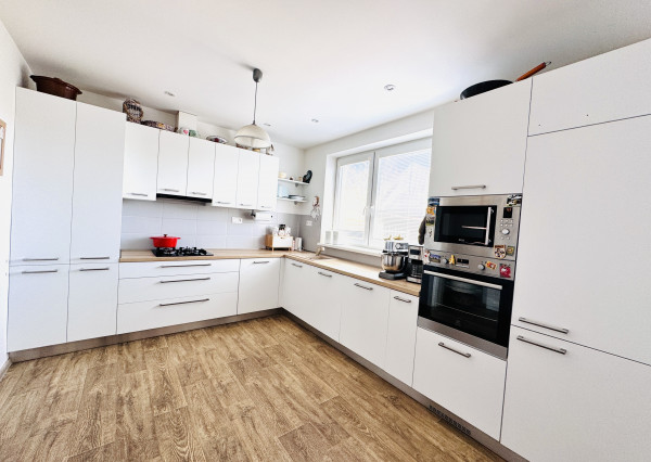 Zrekonštruovaný 3-izbový rodinný dom v Gbeloch – pripravený na nasťahovanie.