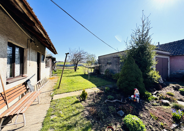 Zrekonštruovaný 3-izbový rodinný dom v Gbeloch – pripravený na nasťahovanie.
