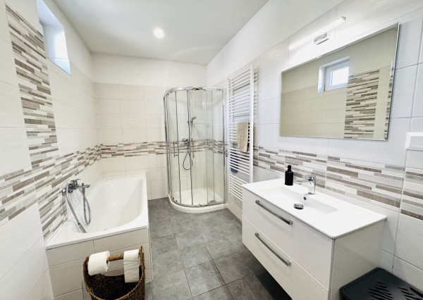 Zrekonštruovaný 3-izbový rodinný dom v Gbeloch – pripravený na nasťahovanie.