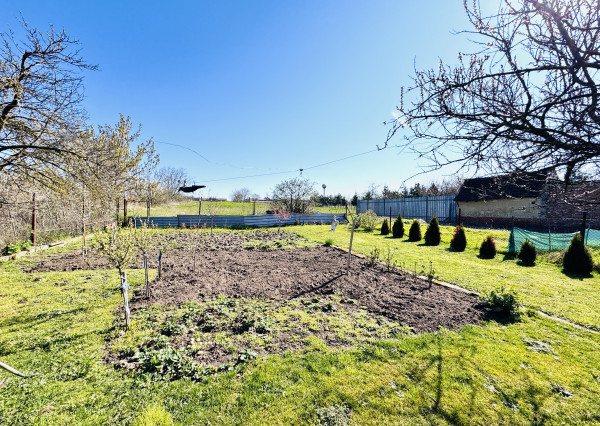 Zrekonštruovaný 3-izbový rodinný dom v Gbeloch – pripravený na nasťahovanie.