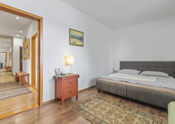 3-izbový byt s garážou a záhradkou v srdci Šamorína