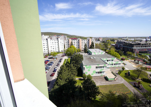 PREDAJ 1 izb. bytu, Závadská, Bratislava-Rača