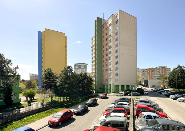 PREDAJ 1 izb. bytu, Závadská, Bratislava-Rača