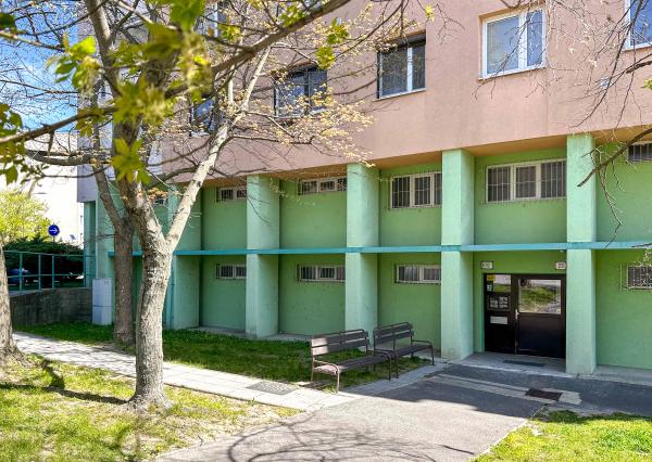 PREDAJ 1 izb. bytu, Závadská, Bratislava-Rača