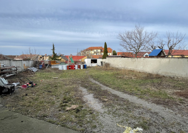 Na predaj hala s pozemkom – Horská ulica, Skalica, pozemok 714 m².