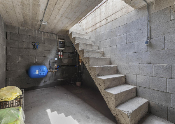 NA PREDAJ Exkluzívny 4-izbový rodinný dom  – Hviezdoslavov - PREDANÉ