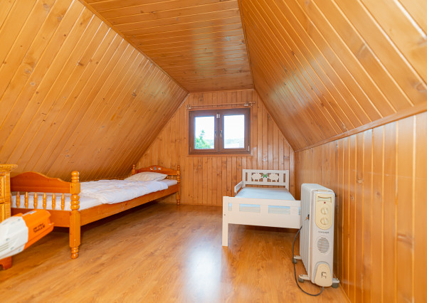 PREDANÉ 06/2025 - Rekr. chata 54m2 (1248m2) - Nová Ves n/Váhom