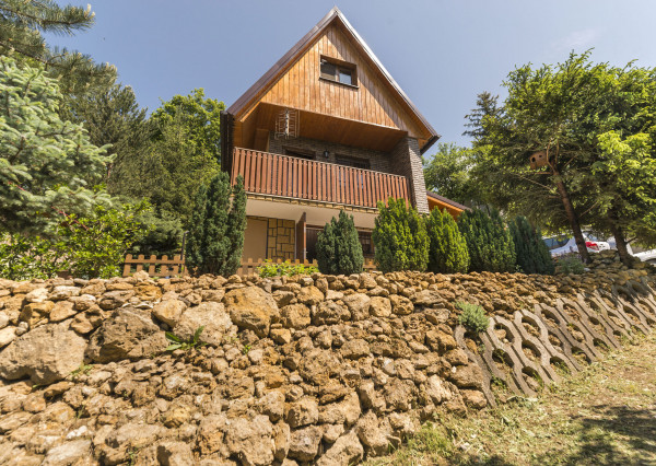 PREDANÉ 06/2025 - Rekr. chata 54m2 (1248m2) - Nová Ves n/Váhom