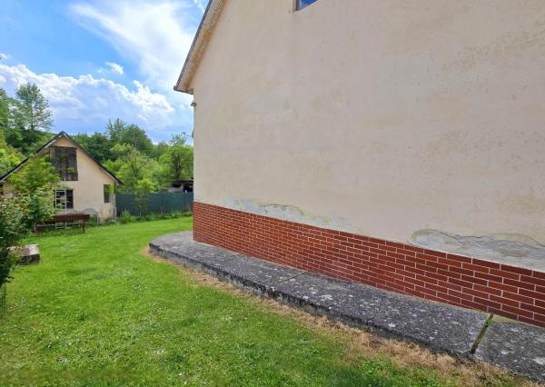NA PREDAJ - rodinný dom - Slavnica-Podhorie (okr.Ilava)