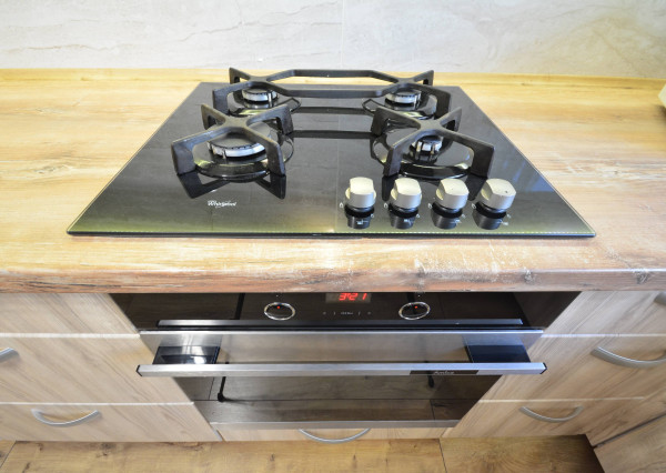 PREDAJ - kompletne prerobený tehlový 2-izbový byt+ VIDEO