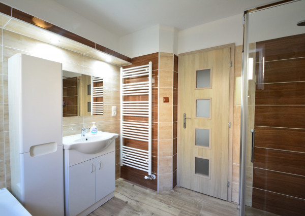 PREDAJ - kompletne prerobený tehlový 2-izbový byt+ VIDEO