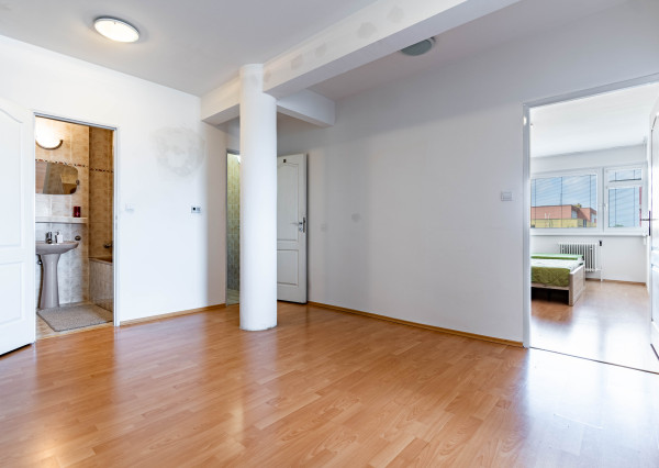 NA PREDAJ VEĽKOMETRÁŽNY 2 IZBOVÝ BYT V ŠAMORÍNE - NOVINKA