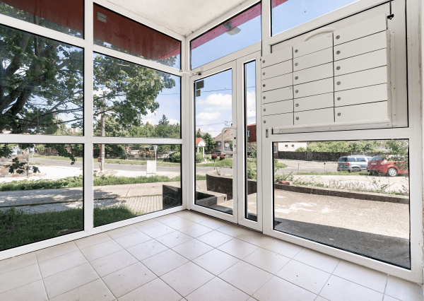 NA PREDAJ VEĽKOMETRÁŽNY 2 IZBOVÝ BYT V ŠAMORÍNE - NOVINKA