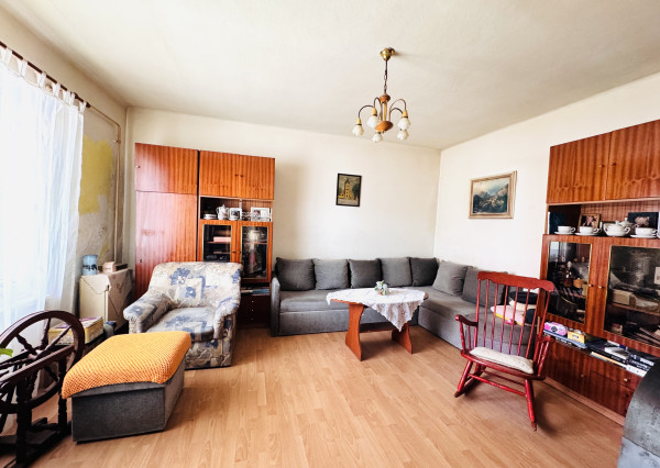 Na predaj 3-izbový rodinný dom s garážou a hospodárskymi budovami – Holíč, ul. Štúrova.