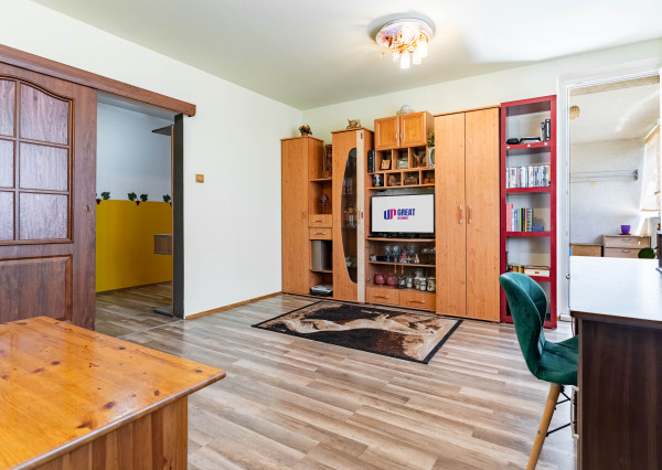 Na predaj 3-izbový byt vo výbornej lokalite - Šamorín