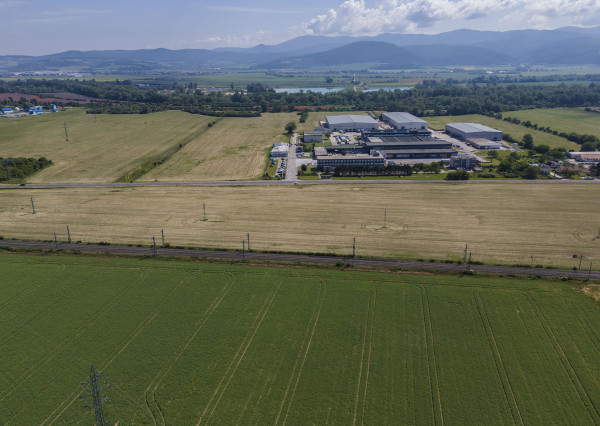 PREDAJ - Pozemok - Nové Mesto nad Váhom