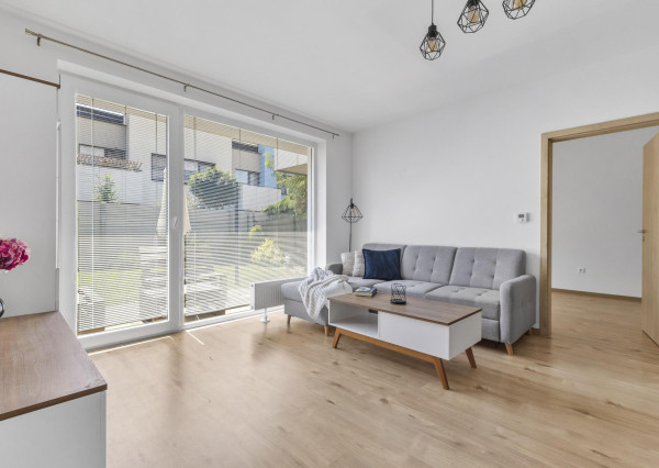 3-izbový byt so záhradkou a parkovaním vo Hviezdoslavove