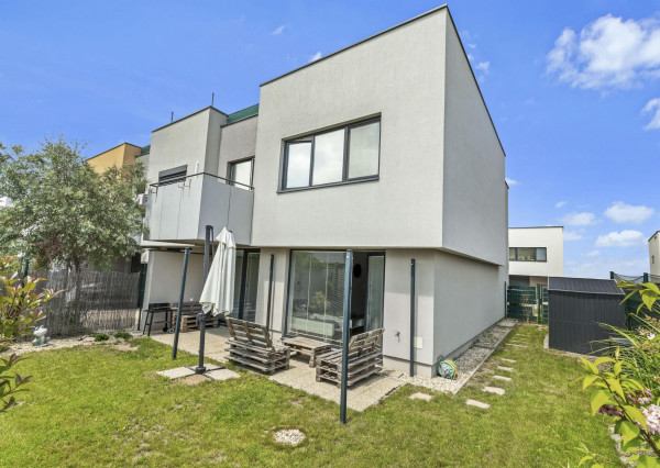 3-izbový byt so záhradkou a parkovaním vo Hviezdoslavove