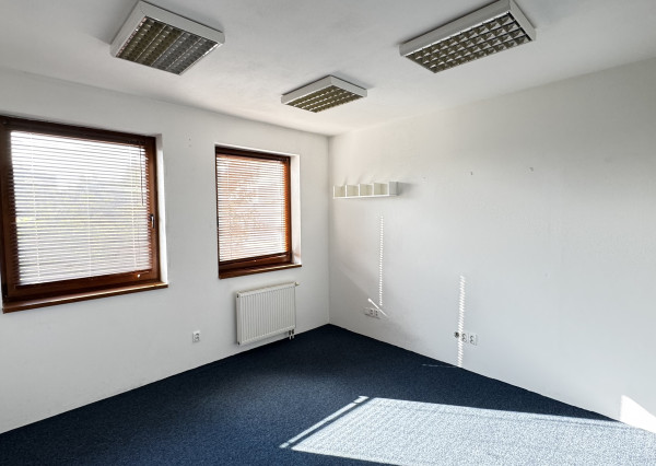 PRENAJATÉ - kancelária v Šamoríne