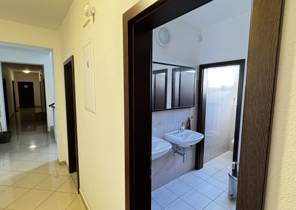 PRENAJATÉ - kancelária v Šamoríne