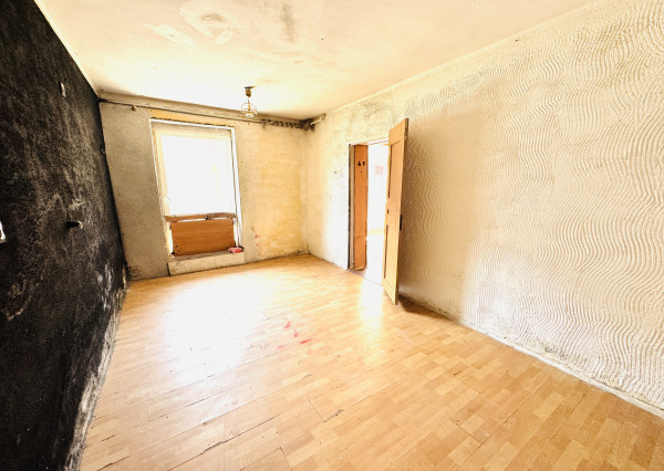 Na predaj rodinný dom so stodolou a veľkým pozemkom