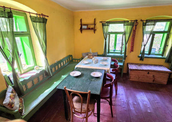 CHALUPA v obci Brutovce (okres Levoča)+ VIDEO obhliadka