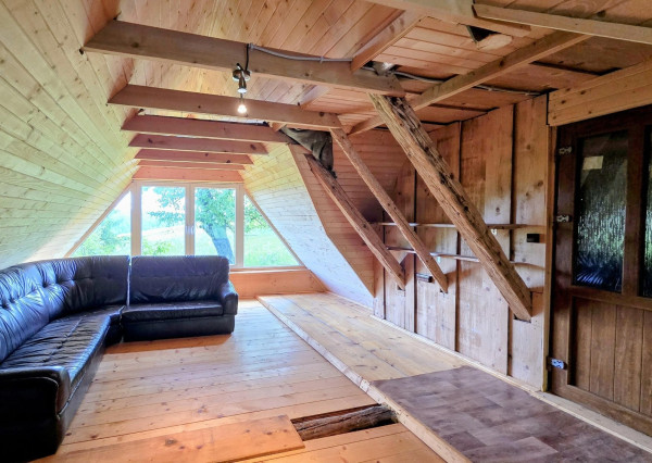 CHALUPA v obci Brutovce (okres Levoča)+ VIDEO obhliadka