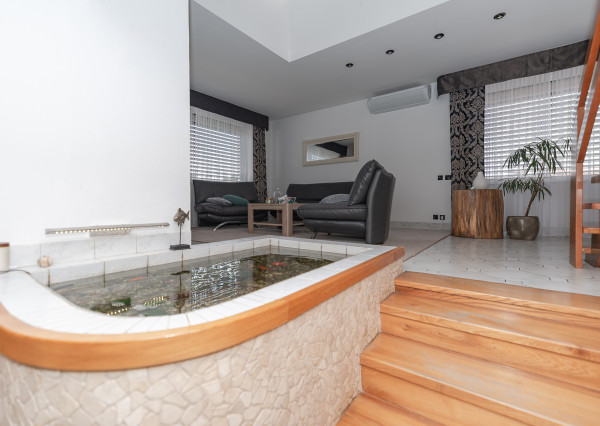 PREDAJ - Rodinný dom, Hôrka nad Váhom