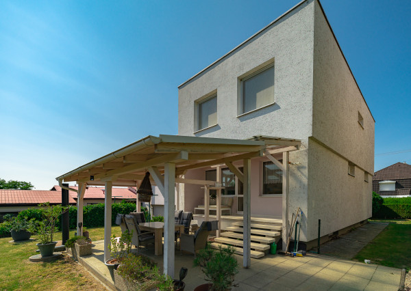 PREDAJ - Rodinný dom, Hôrka nad Váhom