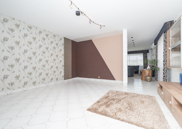 PREDAJ - Rodinný dom, Hôrka nad Váhom