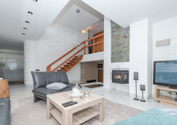 PREDAJ - Rodinný dom, Hôrka nad Váhom