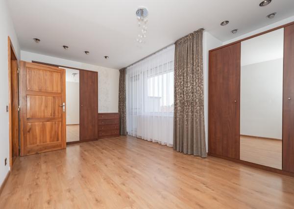 PREDAJ - Rodinný dom, Hôrka nad Váhom