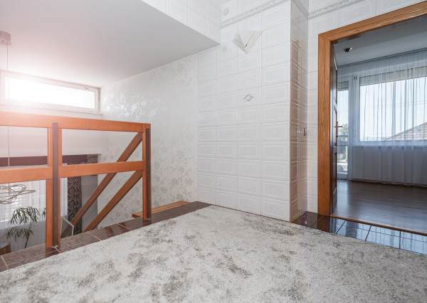 PREDAJ - Rodinný dom, Hôrka nad Váhom