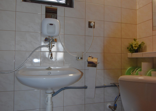 Na predaj rekreačná chata v obci Sološnica