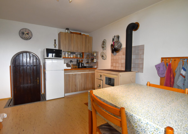 Na predaj rekreačná chata v obci Sološnica