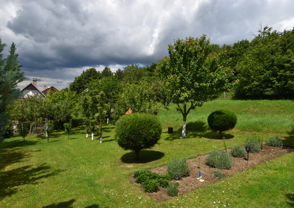 Na predaj rekreačná chata v obci Sološnica