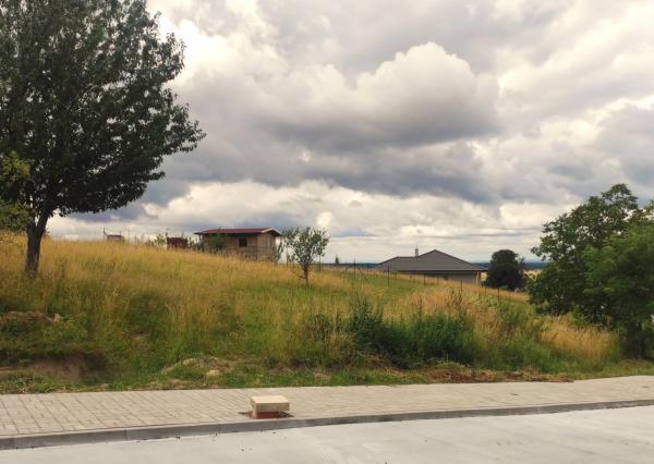 Na predaj pozemok Kuchyňa