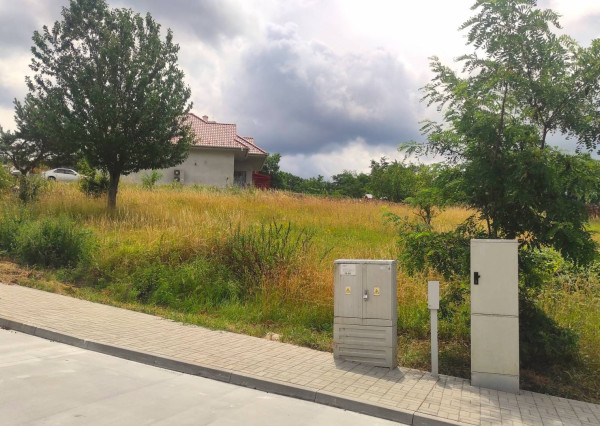 Na predaj pozemok Kuchyňa