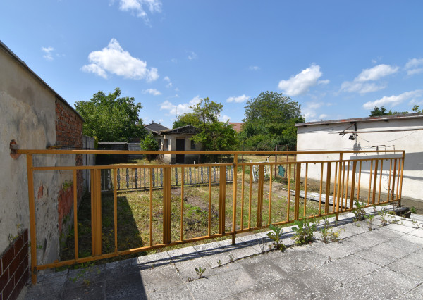 Na predaj rodinný dom s garážou v Malackách