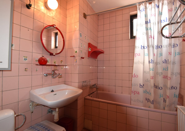 Na predaj rodinný dom s garážou v Malackách