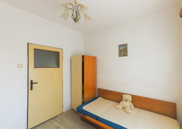 Rodinný dom v obci Dolný Ohaj s pivnicou a veľkou záhradou