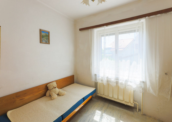 Rodinný dom v obci Dolný Ohaj s pivnicou a veľkou záhradou