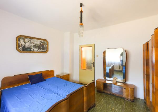 Rodinný dom v obci Dolný Ohaj s pivnicou a veľkou záhradou