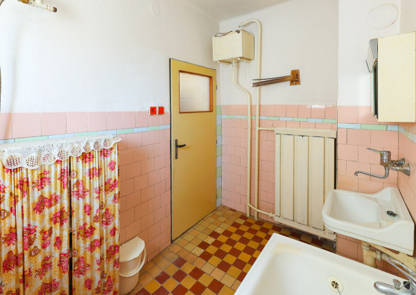 Rodinný dom v obci Dolný Ohaj s pivnicou a veľkou záhradou