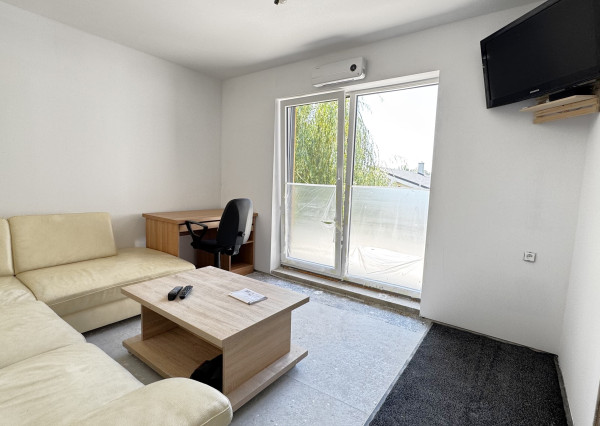 PREDAJ dvojpodlažnej rekreačnej chaty pri Šulianskom jazere