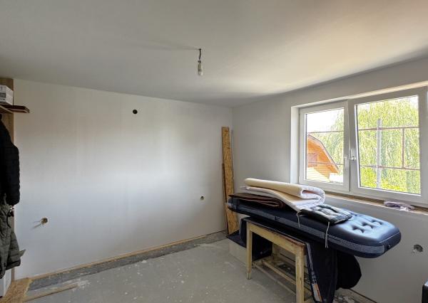 PREDAJ dvojpodlažnej rekreačnej chaty pri Šulianskom jazere